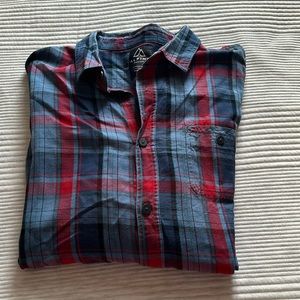 Men’s Alpine Design button down. 2XL. Excellent condition.